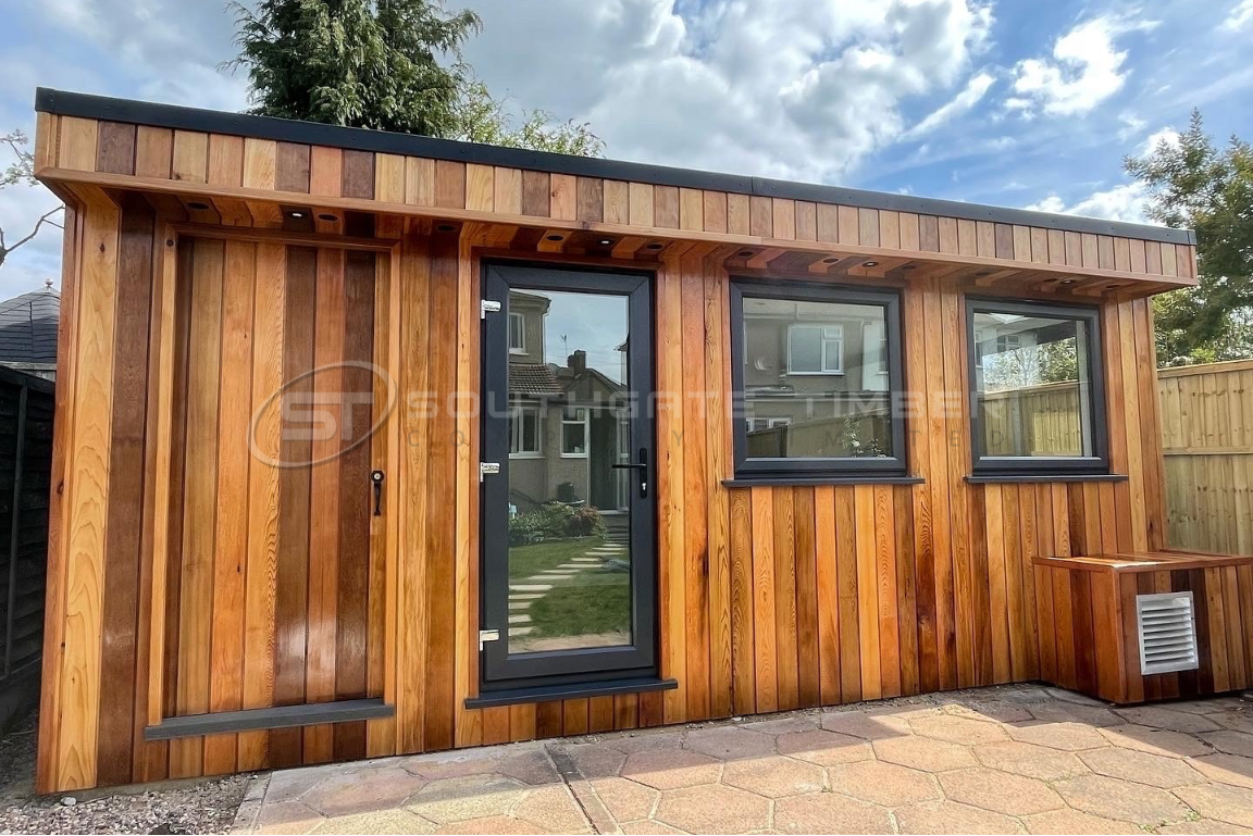  Western Red Cedar cladding used on contemporary garden room exterior