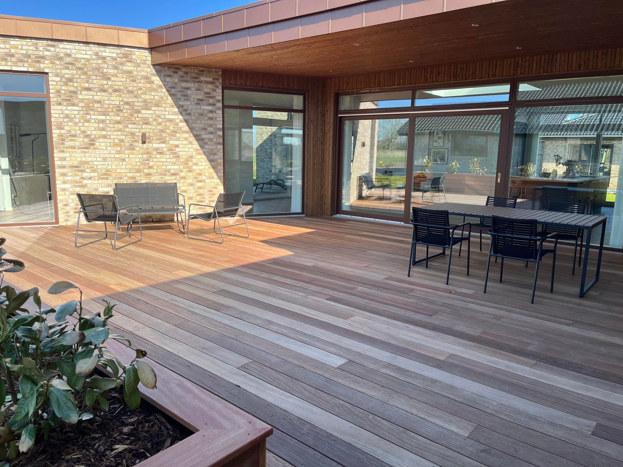 tali-hardwood-decking