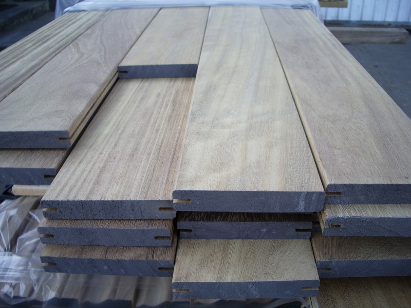 Iroko 20 x 140mm smooth 2 sides decking *grooved for hidden fix*