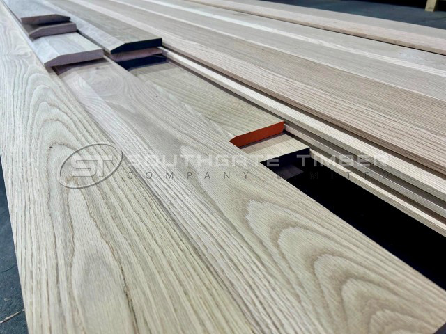Am White Oak 20 x 130mm Chamfered / Pencil Rd Skirting