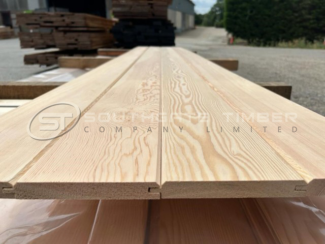 Douglas Fir 18 x 140mm TGV ST1