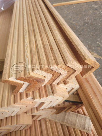 Douglas Fir 42 x 42mm L Section