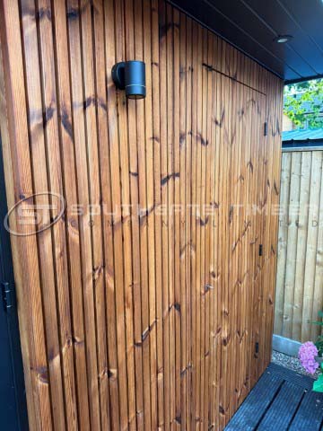 Thermowood Pine 32 x 140mm 3 Stripe - view 5
