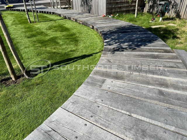 Euro Oak Sleepers 100 x 200mm A GradeFSC